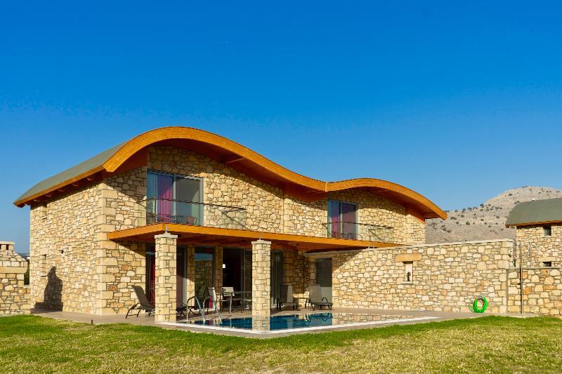 Estrella Villas Lárdosz Kültér fotó