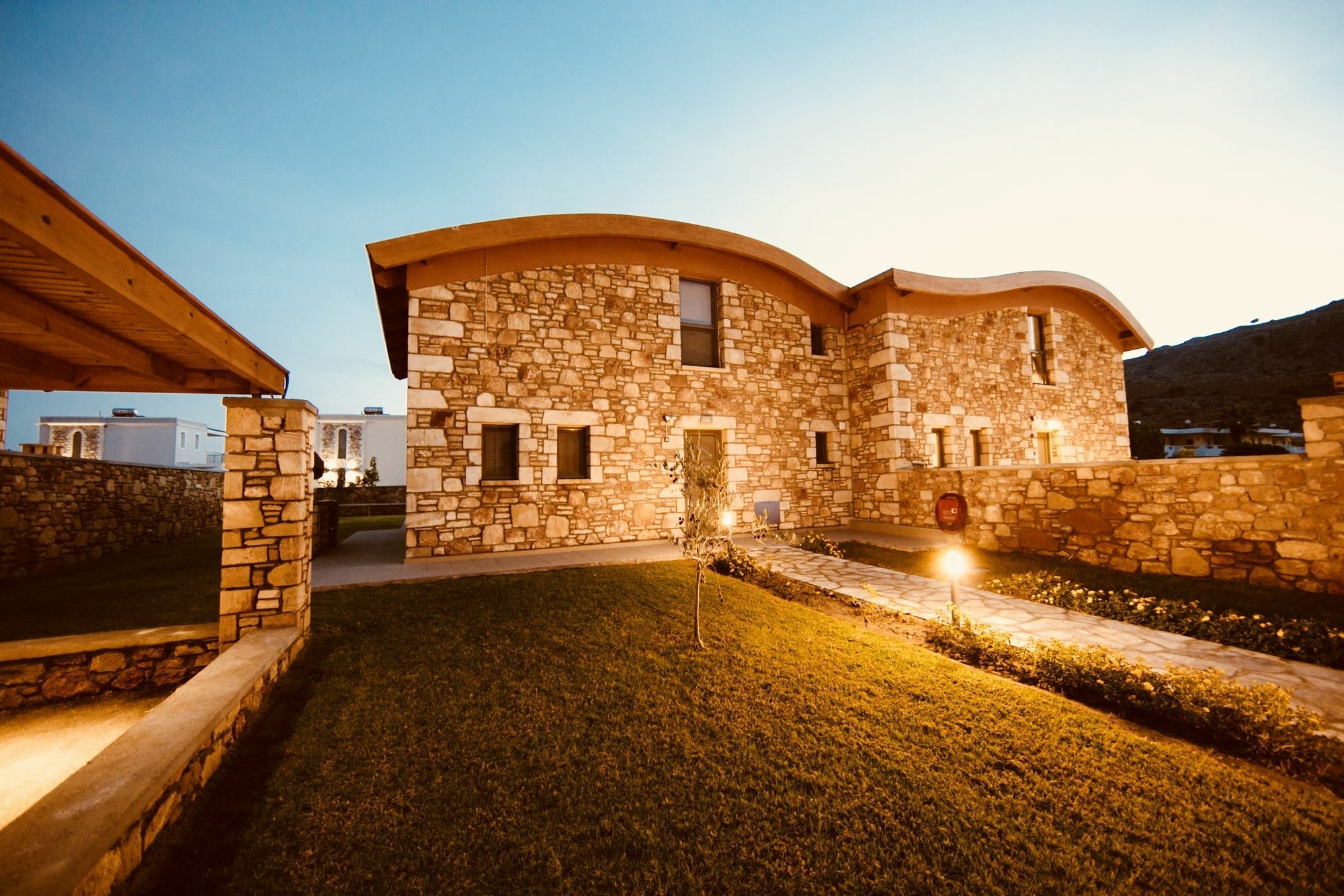 Estrella Villas Lárdosz Kültér fotó